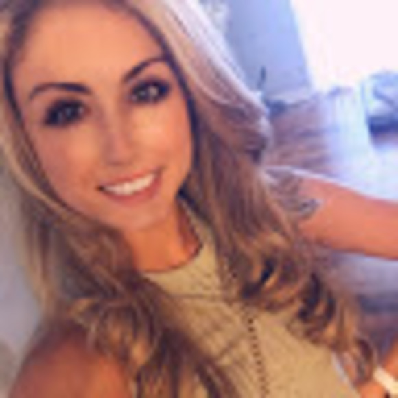 Meet your Posher, Jessica - Picture 1 of 1